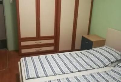 Apartament cu 3 camere decomandat în Dâmbovița - 2