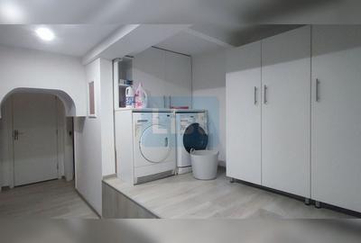 Apartament cu 4 camere decomandat, mobilat în Iris - 14
