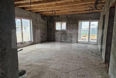 Casa noua de vanzare in Santandrei – Spatiu generos - 13