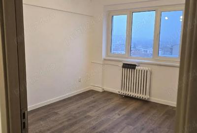 Apartament cu 3 camere decomandat în Grivița - 3