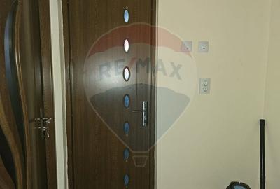 Apartament cu 2 camere semidecomandat în Central - 3