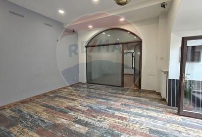 Birou, de 174 mp, în Ultracentral - 4