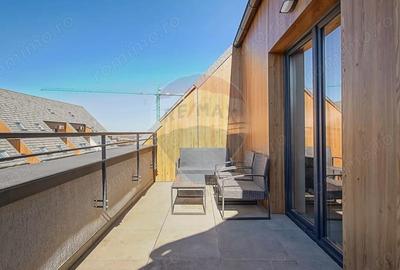 Apartament cu 3 camere semidecomandat în Tractorul - 20