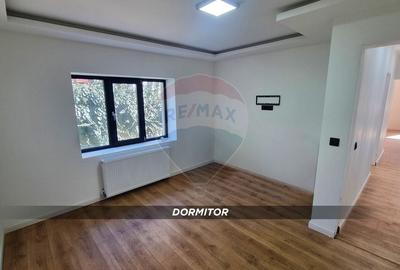 Casă cu 3 camere cu Teren 1071 Mp în Valea Roșie - 9
