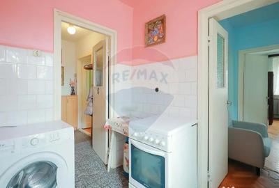 Apartament cu 3 camere semidecomandat, mobilat în Rogerius - 2