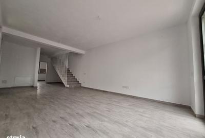 Casă cu 3 camere cu Teren 210 Mp în Sânpetru