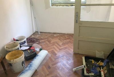 Casă individuală cu 6 camere cu Teren 217 Mp în Central - 2