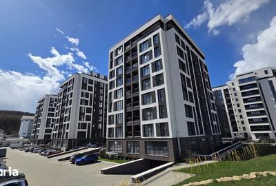 Spațiu comercial, de 40 mp, în Central - 4