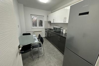 Apartament cu 3 camere decomandat în Tineretului - 5