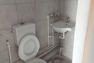 Casă cu 3 camere în Central
