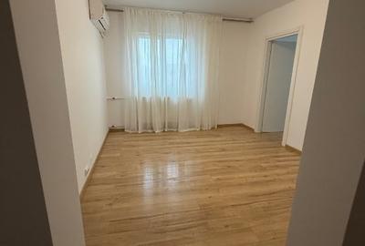 Apartament 2 camere metrou 1 decembrie 1918 - 12
