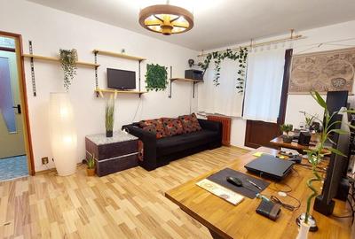 TITAN, metrou 1 Decembrie 7-8 minute mers, bloc reabilitat, stradal - 4