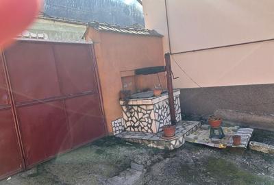 Casă cu 4 camere în Central - 5