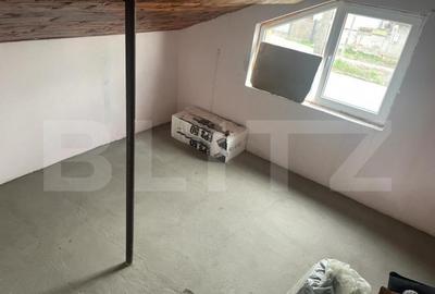 Casa de vanzare cu gradina, 5 camere, Nojorid - 5