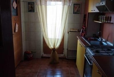 Apartament cu 3 camere - zona Centru - Hala Centrala - 3