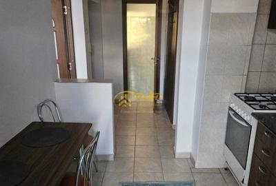 Garsonieră decomandată în Gară