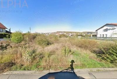 Teren de 2174 mp, în Nord