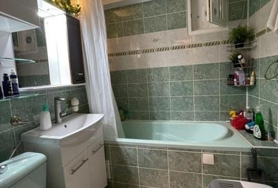 Apartament cu 3 camere decomandat, mobilat în Păcurari - 10