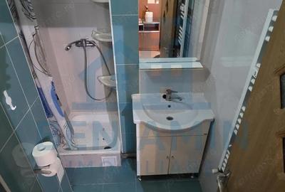 Garsonieră decomandată în Brazda lui Novac