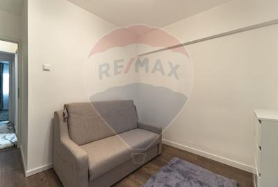Apartament cu 3 camere decomandat, mobilat în Tractorul - 13