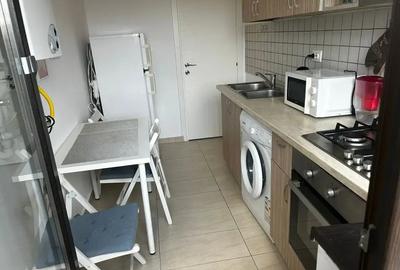 Garsoniera spatioasă de închiriat în zona Grand Arena - 10