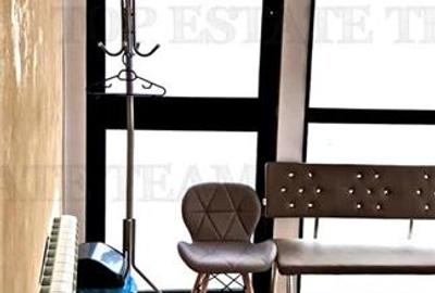 Casă cu 6 camere cu Teren 100 Mp în Central - 2