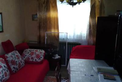 Apartament cu 3 camere decomandat în Mărăcineanu - 2