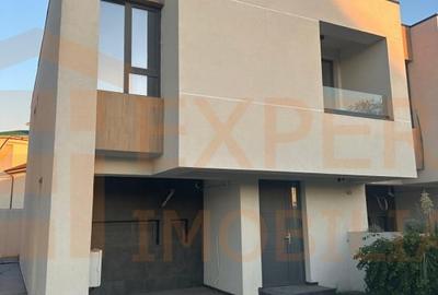 Vila deosebita de vanzare - zona Mamaia Nord pe malul lacului Vila deosebita de vanzare - zona Mamaia Nord pe malul lacului - 2