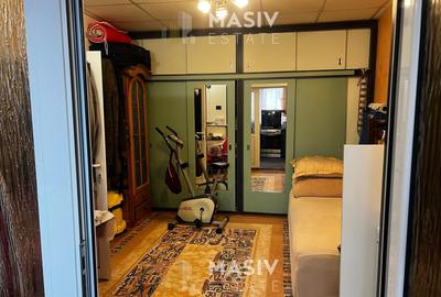 De vanzare apartament la casă cu grădină proprie - 9