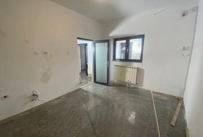 Spațiu comercial, de 38 mp, în Dacia - 14