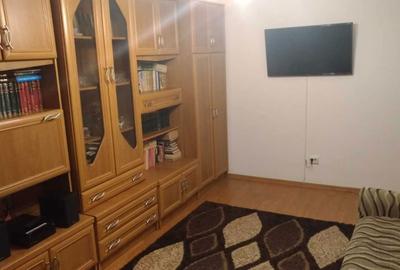 Apartament cu 3 camere decomandat în Exterior Vest - 4
