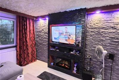 Garsonieră decomandată, mobilată în Poarta 6 - 5