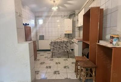 Casa spa?ioasa cu curte, in zona Salaj - 4