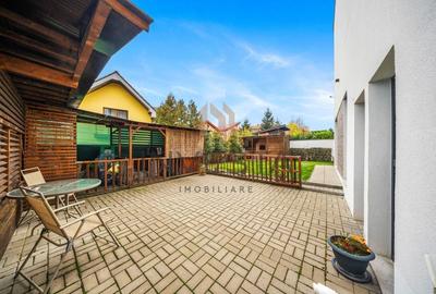 Casa moderna, spatioasa , pe o strada privata retrasa! - 14