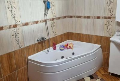 Duplex cu 5 camere cu Teren 1082 Mp în Schinteiești - 9