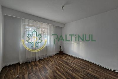 Apartament 3 camere de închiriat  Sibiu– zona Școala de Înot, parter, 2 băi - 3