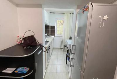 Apartament cu 2 camere semidecomandat în Rovine - 3