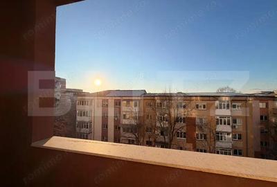 Garsonieră decomandată în Rovine - 3