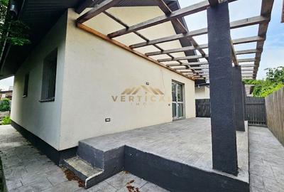 Casă cu 3 camere cu Teren 250 Mp în Berceni - 2