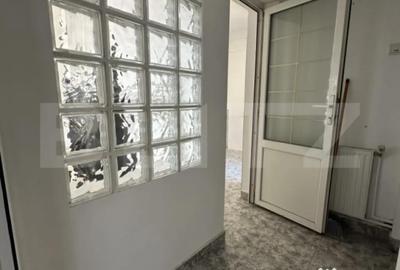 Apartament cu 2 camere decomandat în Cornișa - 7