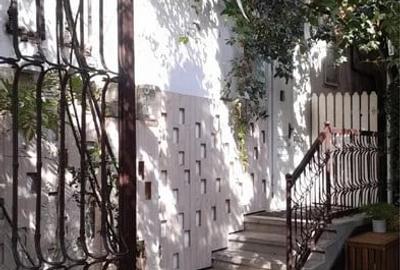 Casă individuală cu 5 camere cu Canalizare în Zorilor - 4