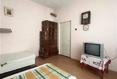 Spațiu comercial, de 185 mp, în Central - 11