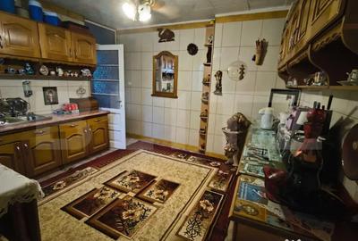Casă cu 9 camere cu Teren 416 Mp în Central - 14