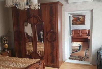 Casă cu 4 camere decomandat în Chercea - 2