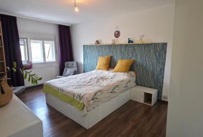 Apartament cu 3 camere semidecomandat, mobilat în Lipovei - 5