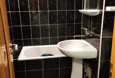 Garsonieră decomandată în Central - 4