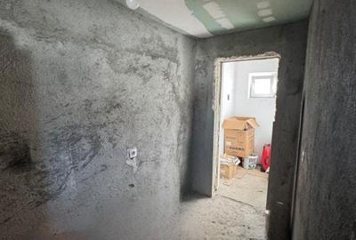 Casă cu 4 camere cu Teren 1400 Mp în Satulung - 10