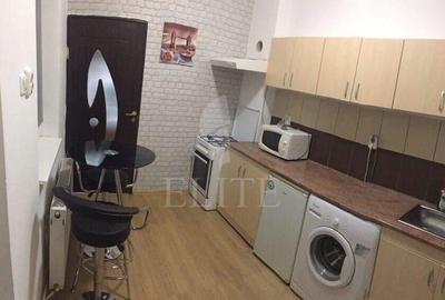 Garsonieră, mobilată în Central - 6