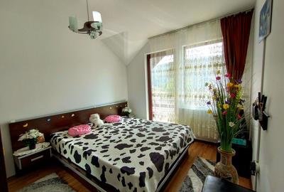 Busteni zona garii apartament 3 camere in vila - 4