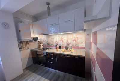 Apartament cu 2 camere decomandat, mobilat în Inel II